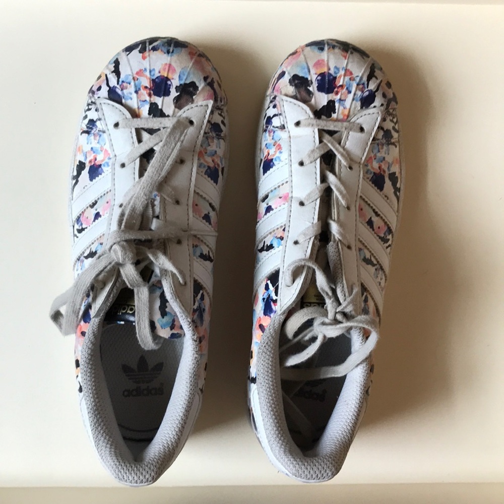 Girls adidas sneakers (ortholite)